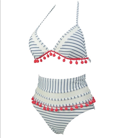 High Waisted PomPom Bikini 👙 - Picture 3 of 3